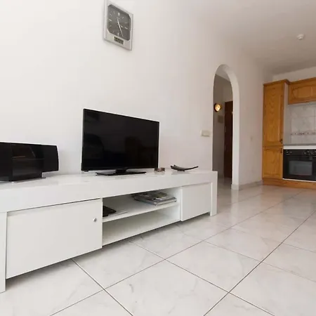 Santa Maria 99 - One Bed Apartment Costa Adeje (Tenerife)